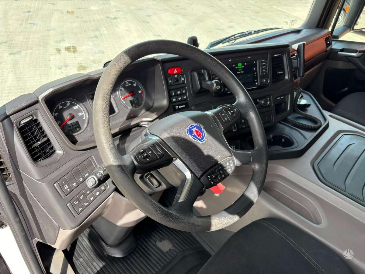 Scania P 500 6x2*4, cab-chassis trucks