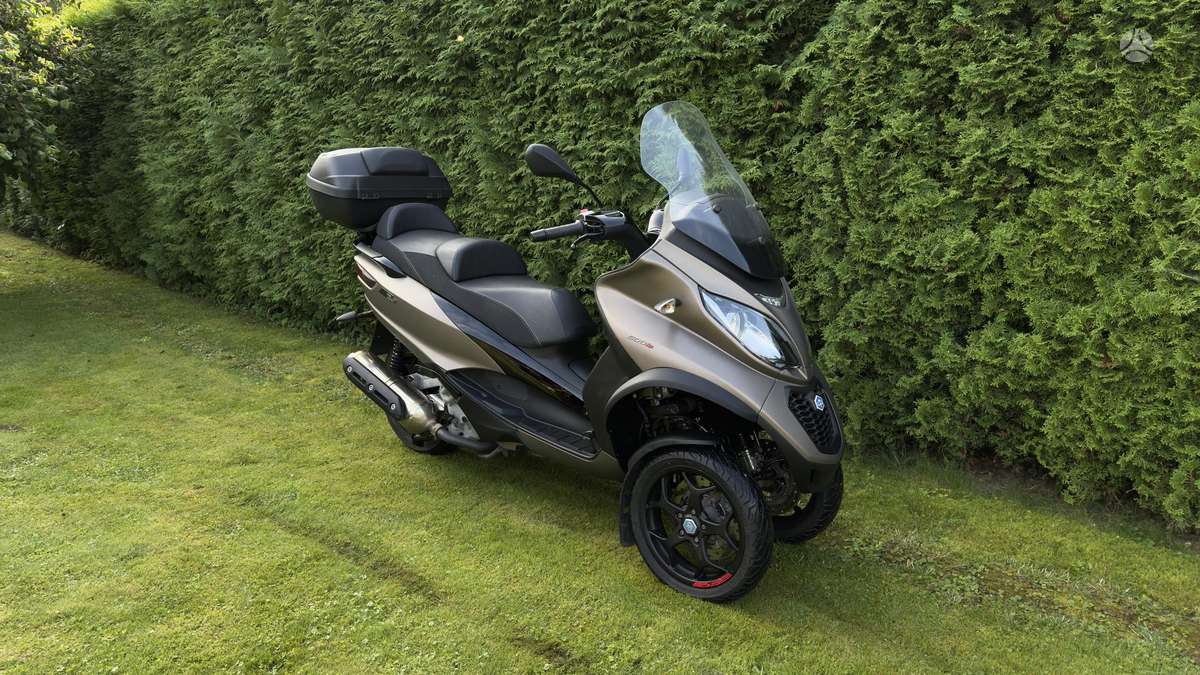 Piaggio MP3 500cc, трициклы