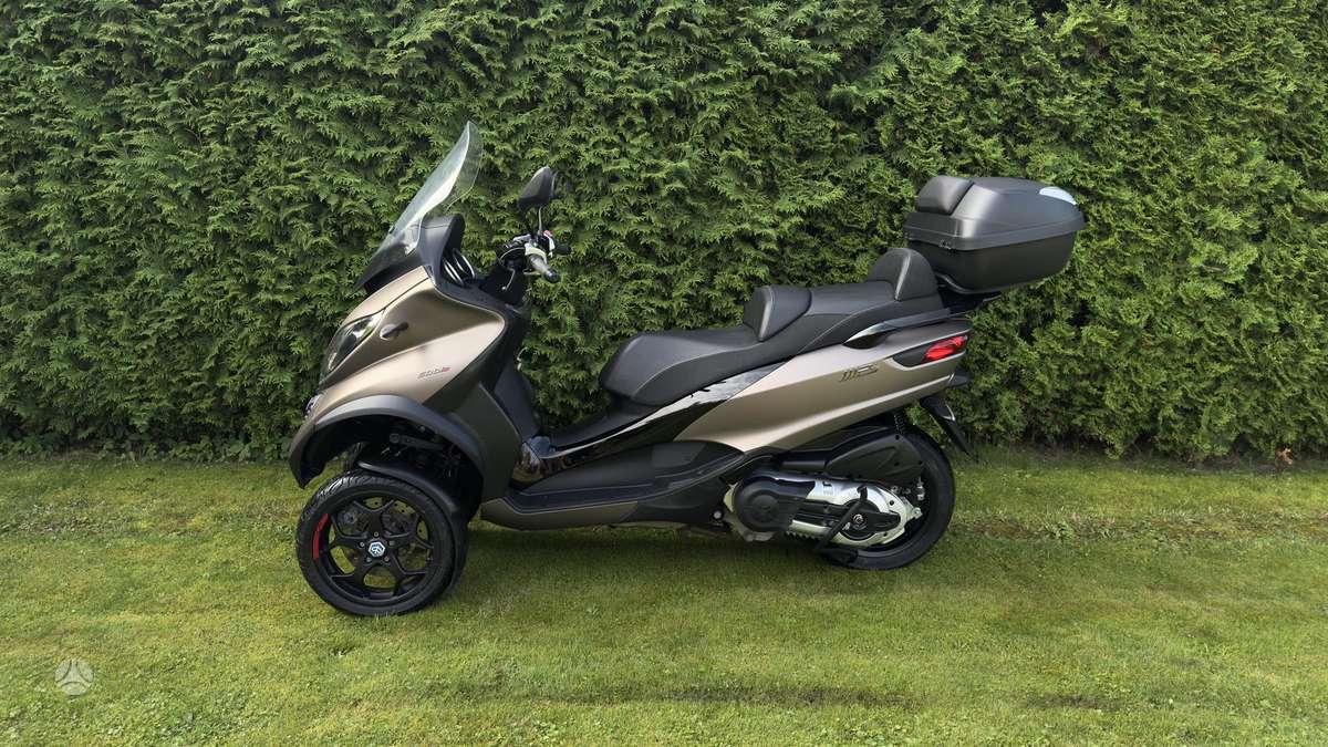 Piaggio MP3 500cc, trikes