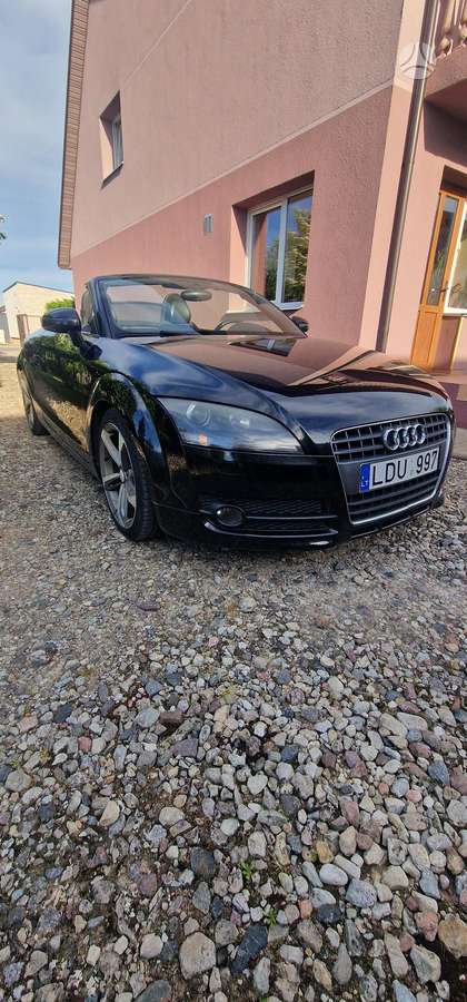 Audi TT, 2.0 l., convertible
