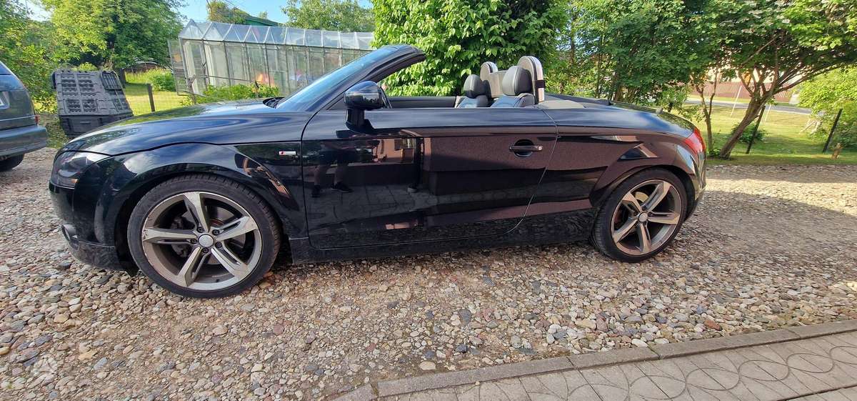 Audi TT, 2.0 l., Кабриолет