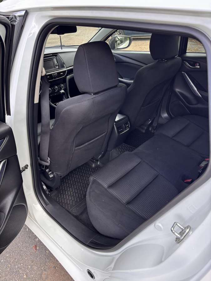 Mazda 6, 2.2 l., wagon