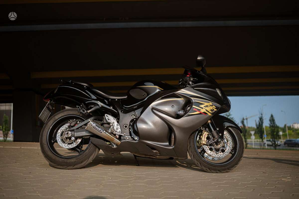 Suzuki GSX-R 1300cc, superbikes