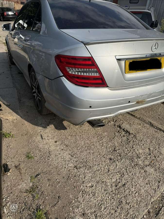 Mercedes-Benz C350