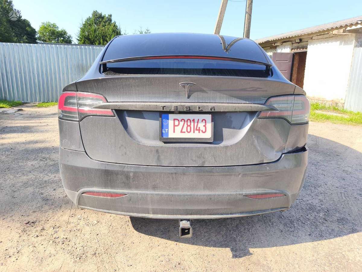 Tesla Model X