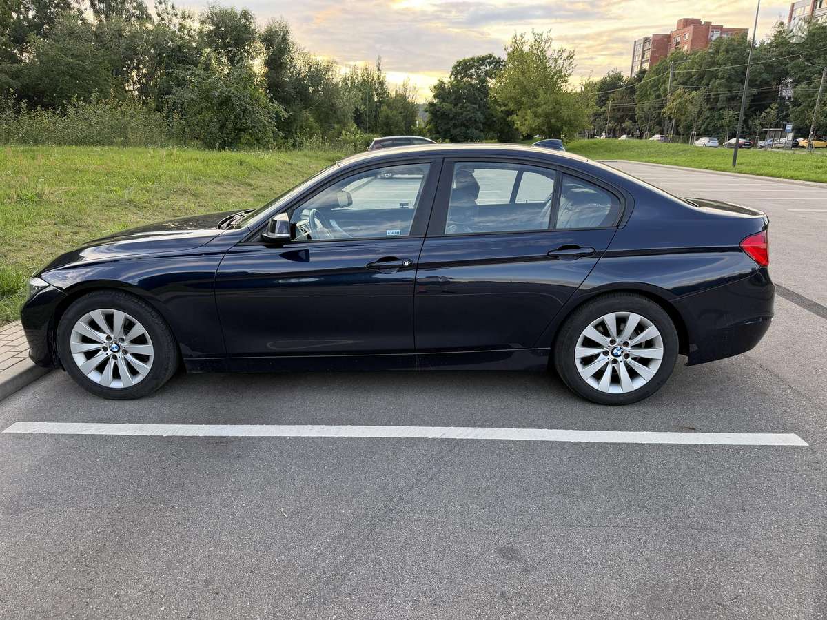 BMW 320, 2.0 l., sedanas