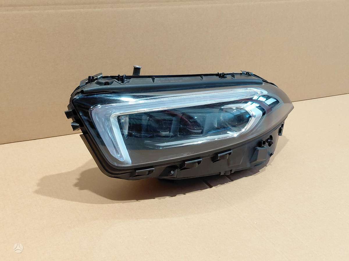 Mercedes-Benz A klasė lights