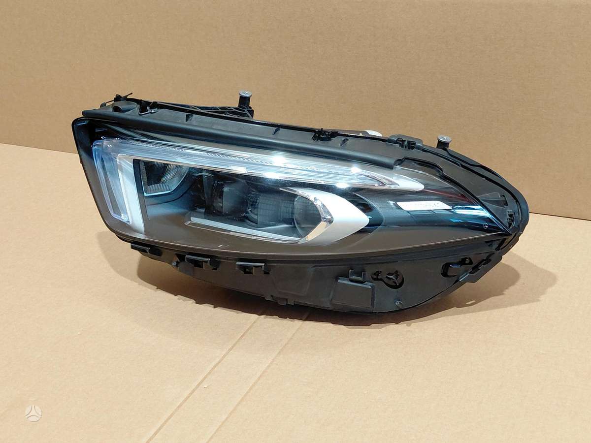 Mercedes-Benz A klasė lights