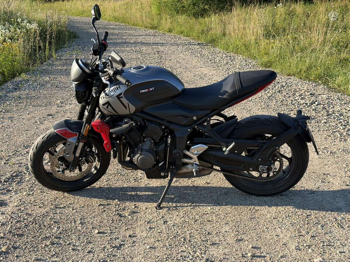 Triumph Trident 660cc, ielas motocikls
