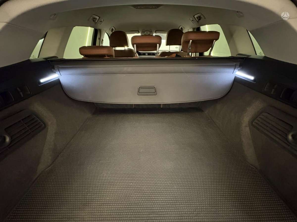 Audi e-tron, 95 kWh, off-road / crossover