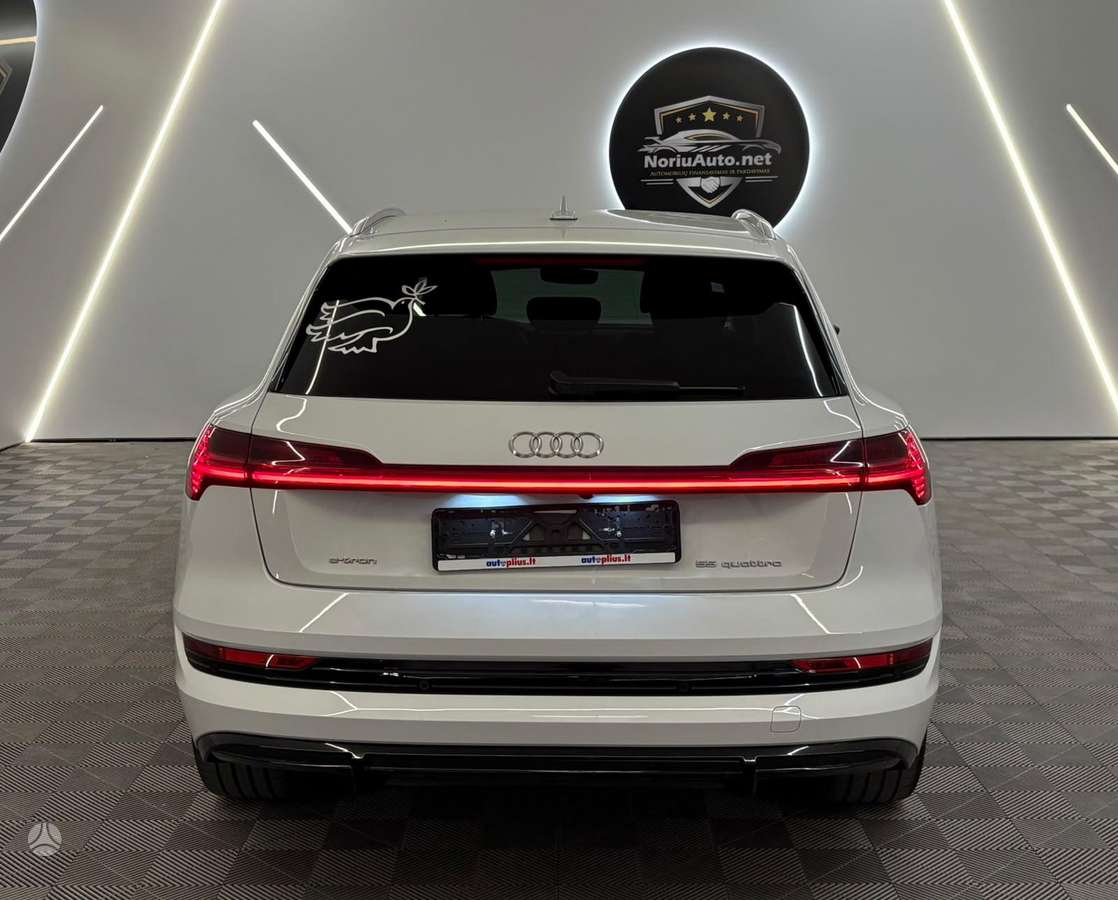 Audi e-tron, 95 kWh, visureigis / krosoveris