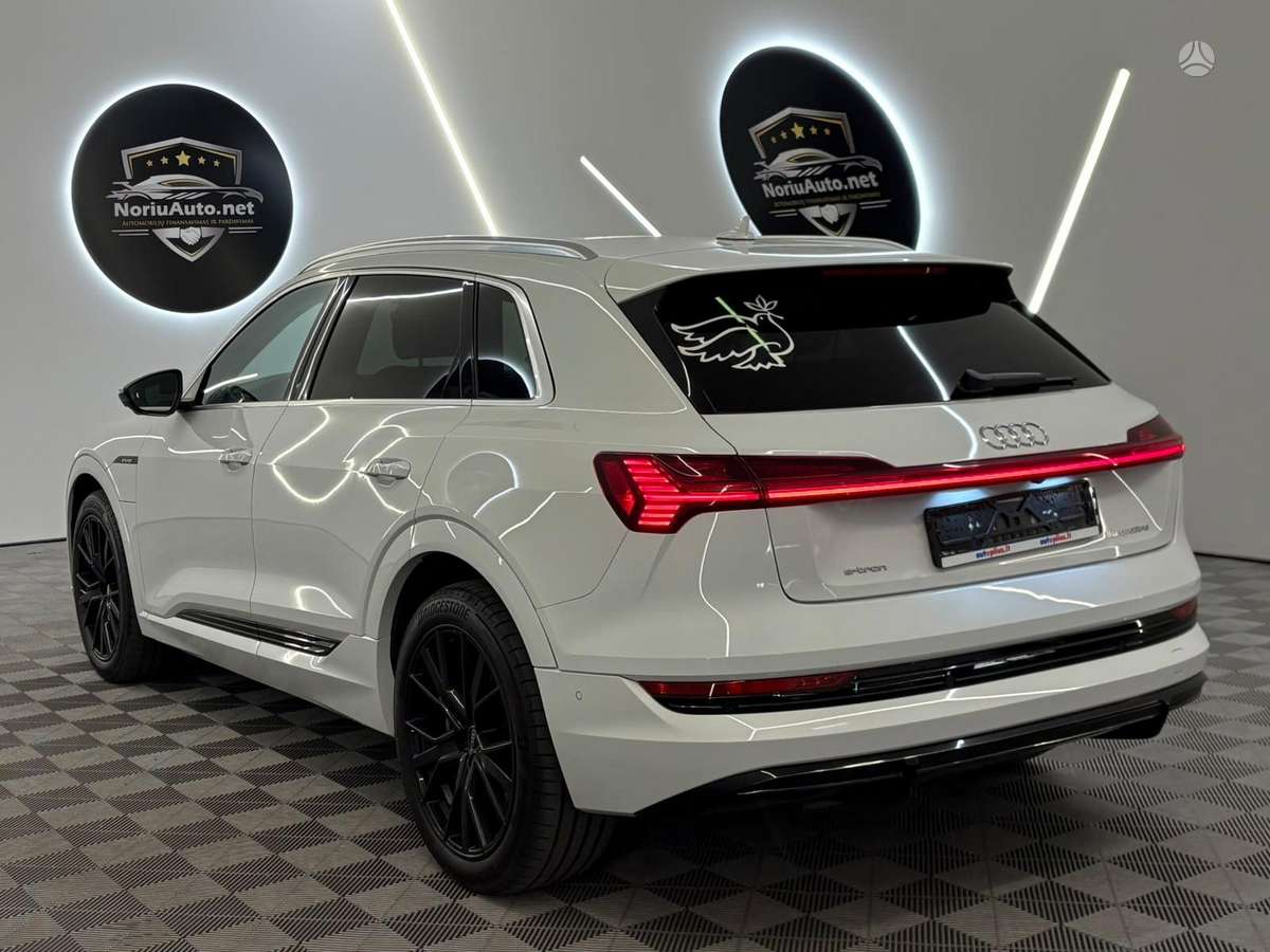Audi e-tron, 95 kWh, visureigis / krosoveris