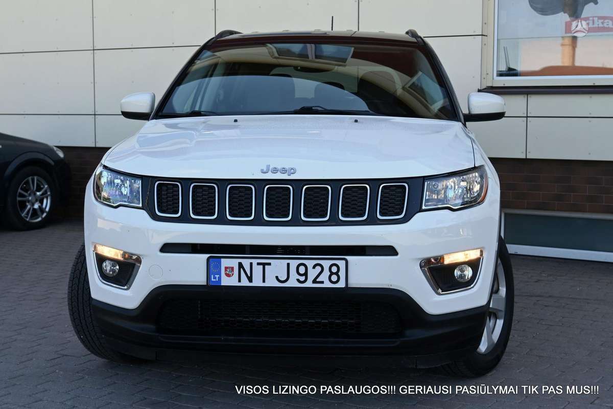 Jeep Compass, 2.4 l., off-road / crossover