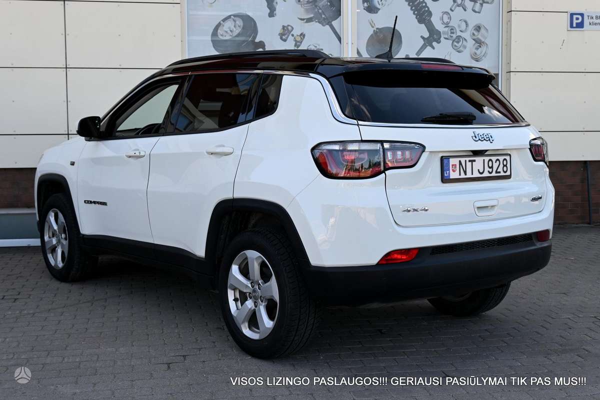 Jeep Compass, 2.4 l., off-road / crossover