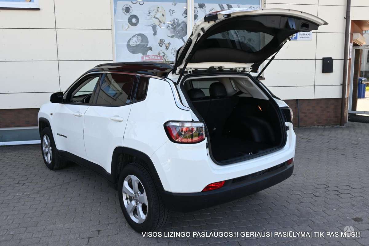 Jeep Compass, 2.4 l., off-road / crossover