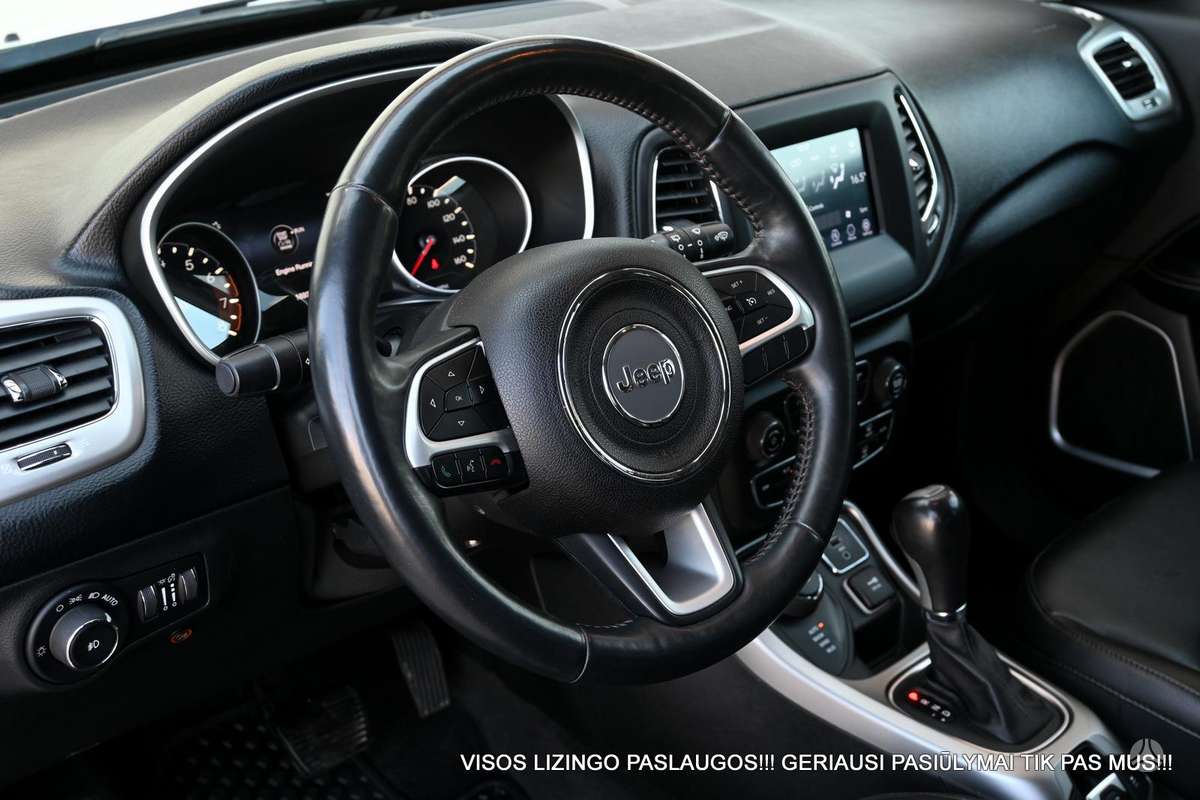 Jeep Compass, 2.4 l., off-road / crossover