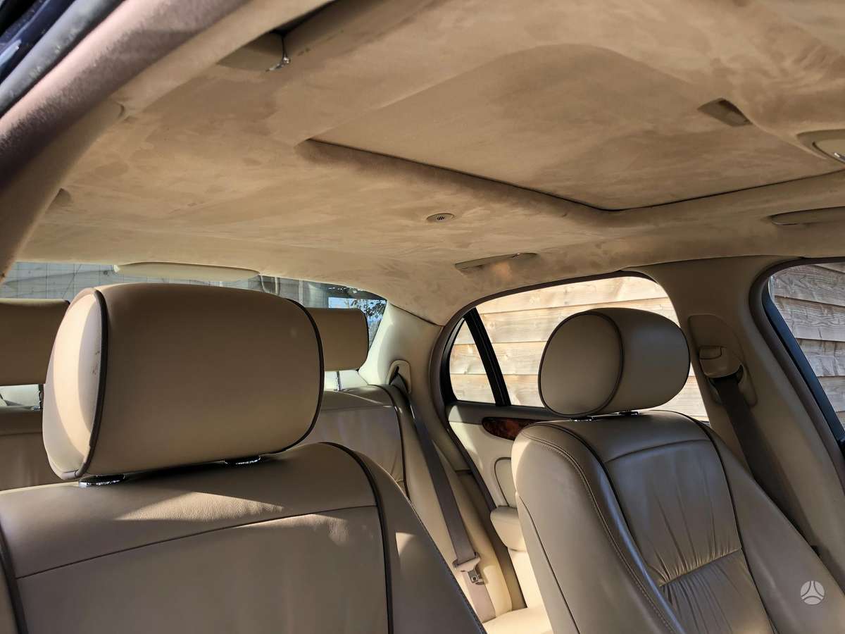 Jaguar XJ, 2.7 l., Седан