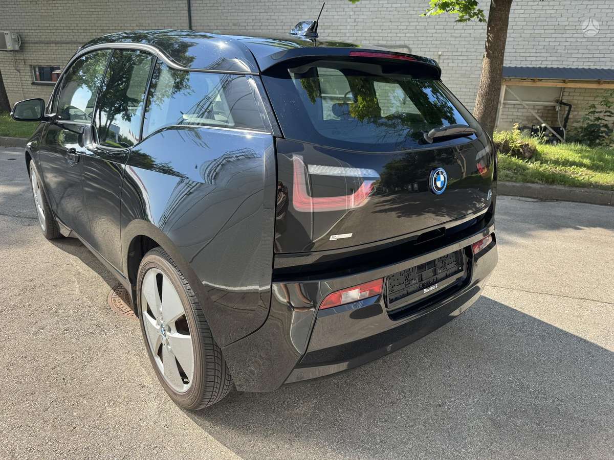 BMW i3, 33 kWh, hatchback