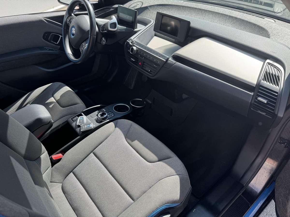 BMW i3, 33 kWh, hatchback
