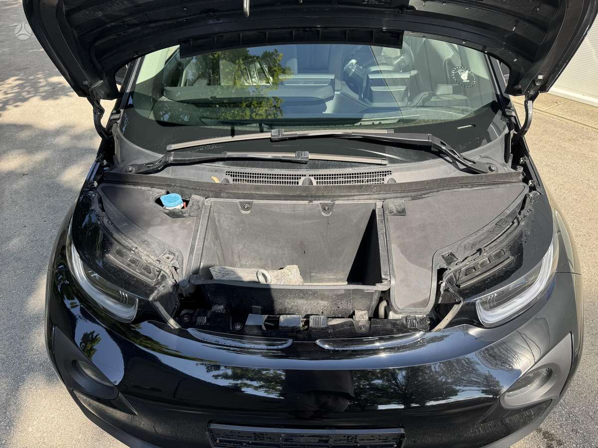 BMW i3, 33 kWh, hatchback