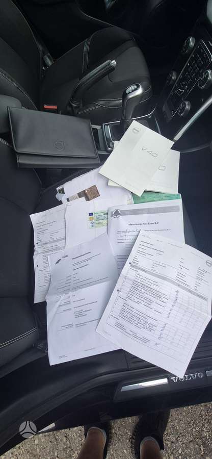 Volvo V40, 2.0 l., Хэтчбек