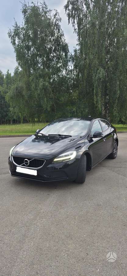 Volvo V40, 2.0 l., hatchback
