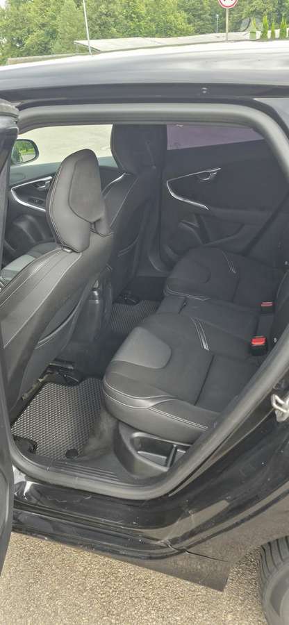 Volvo V40, 2.0 l., hatchback