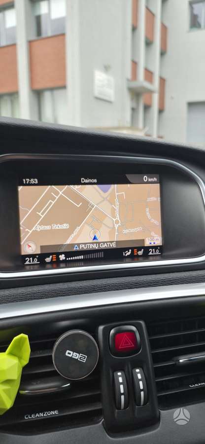 Volvo V40, 2.0 l., hatchback