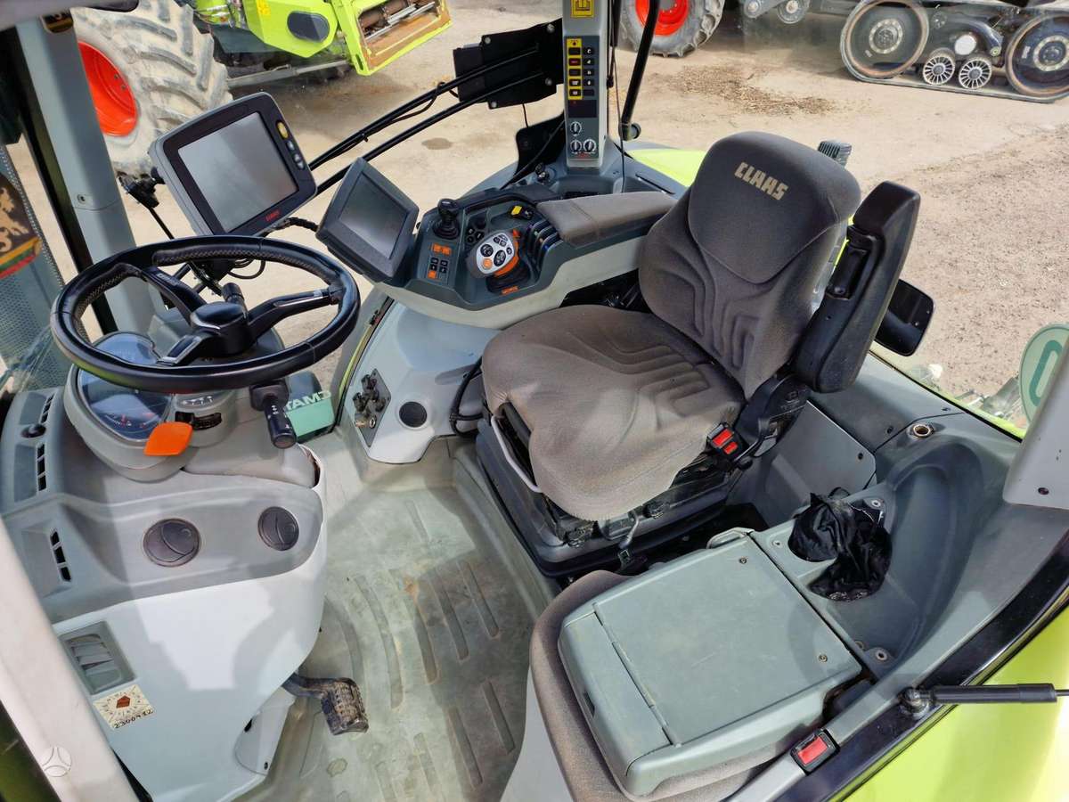 Claas Axion 950, traktoriai