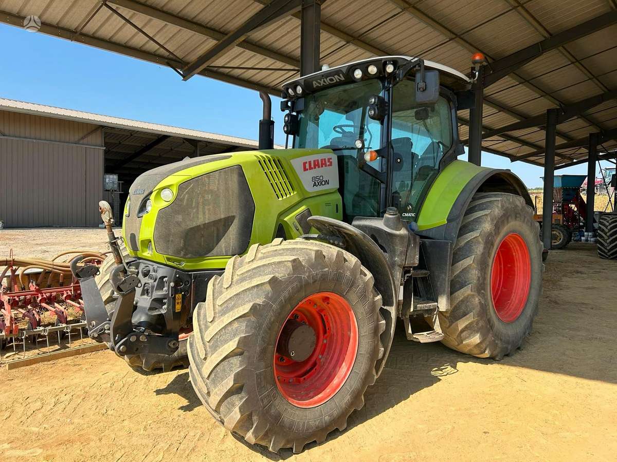 Claas Axion 850, traktoriai