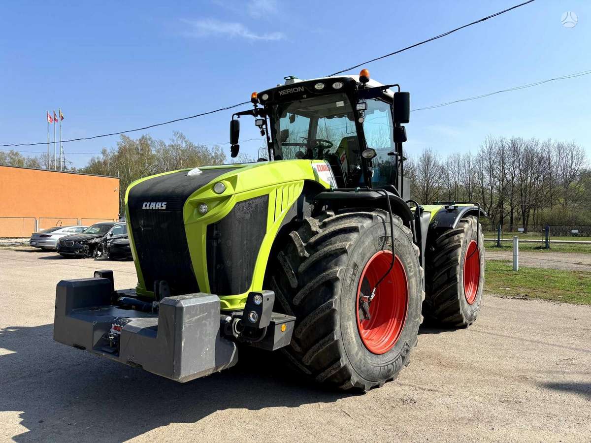 Claas Xerion 5000, tractors