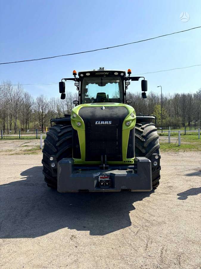 Claas Xerion 5000, tractors
