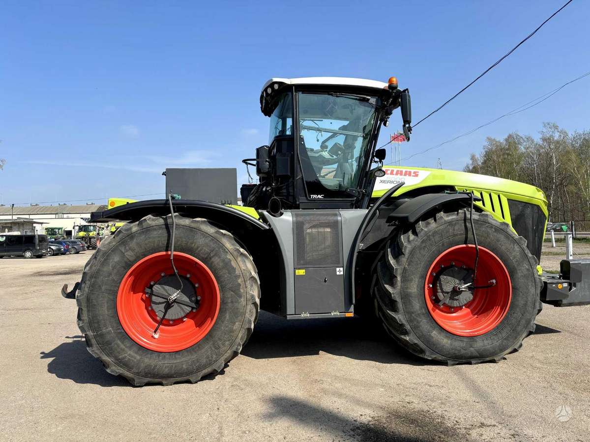 Claas Xerion 5000, tractors