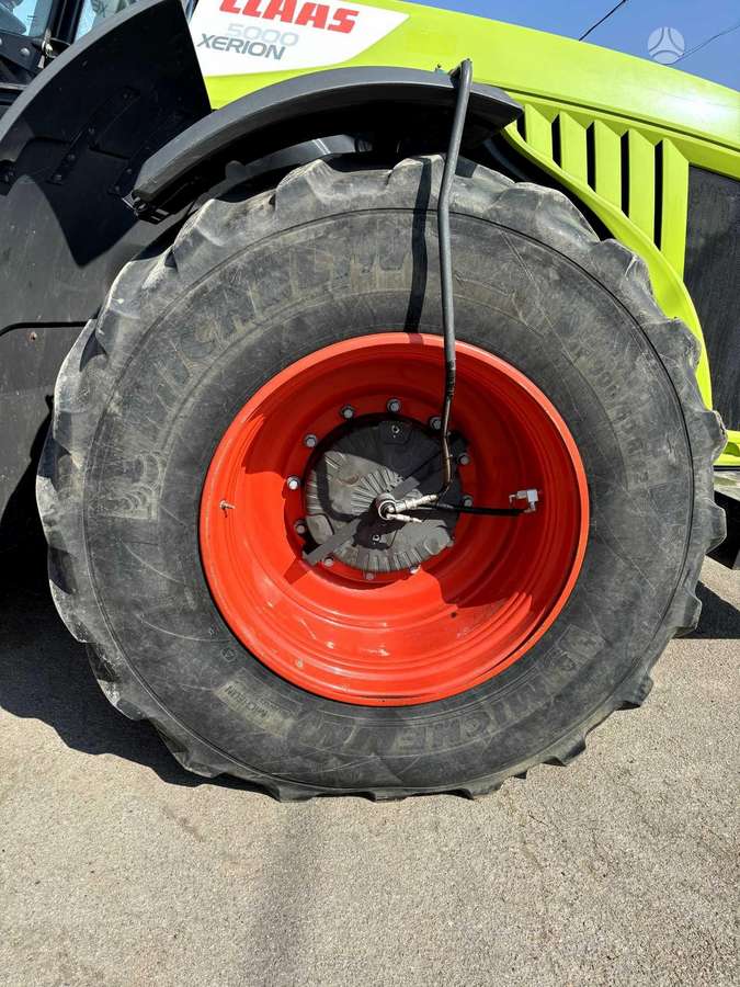 Claas Xerion 5000, tractors