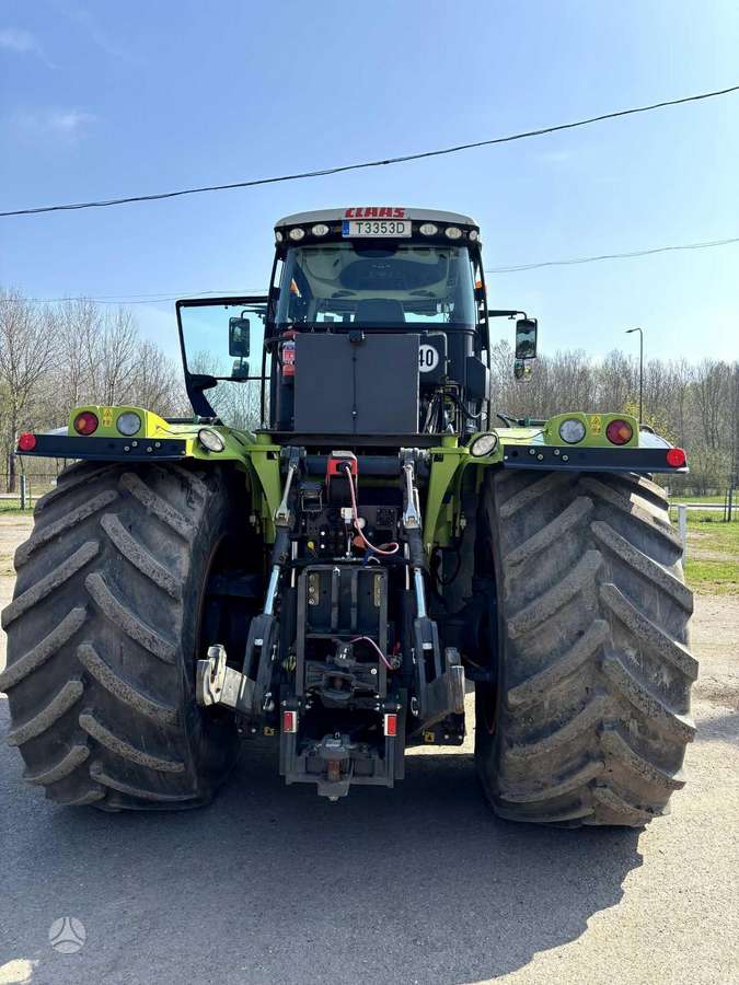 Claas Xerion 5000, tractors