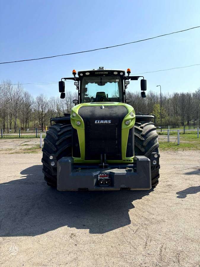 Claas Xerion 5000, tractors