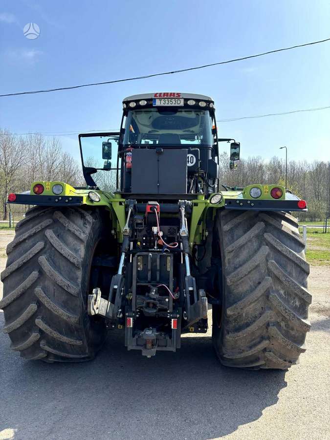 Claas Xerion 5000, tractors