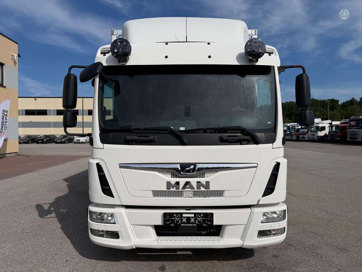 MAN TGL 8.220, refrigerated trucks