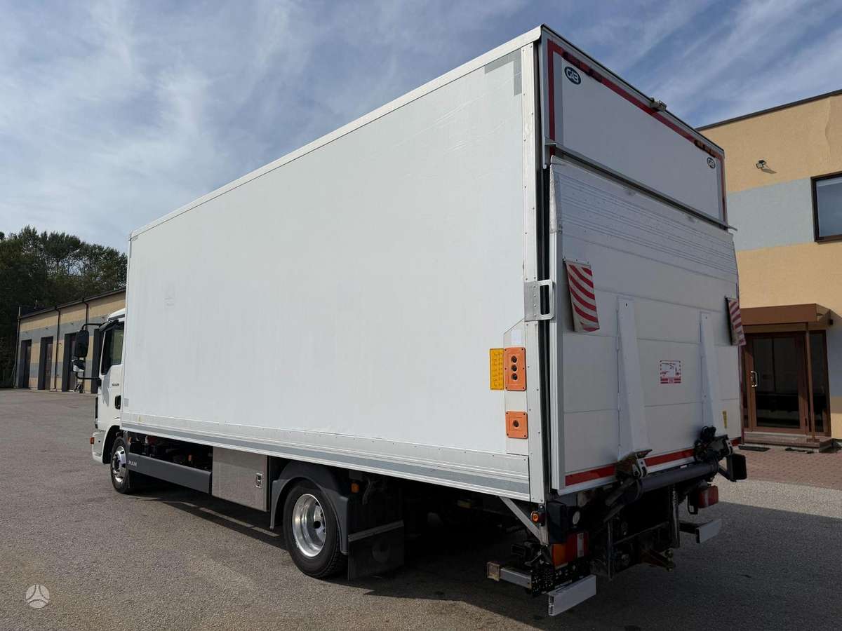 MAN TGL 8.220, refrigerated trucks