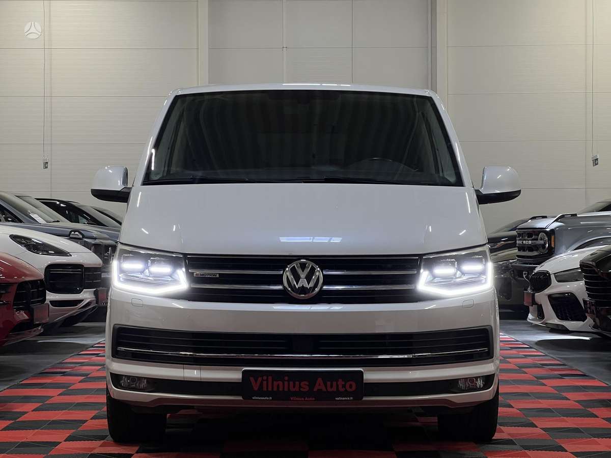 Volkswagen Multivan - 2