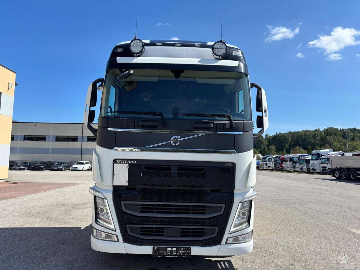 Volvo FH540, single sleeper