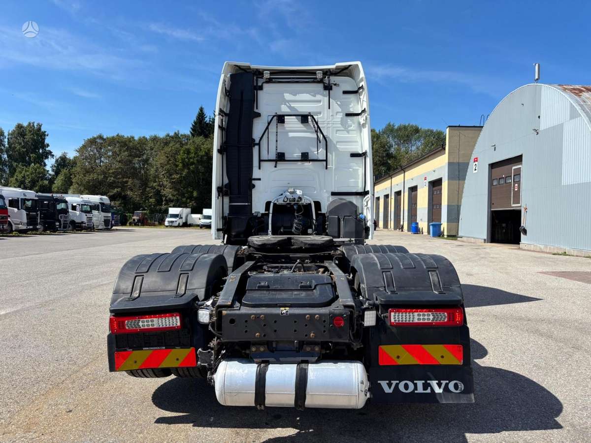 Volvo FH540, single sleeper
