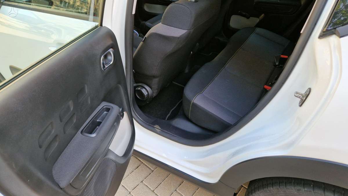 Citroen C3, 1.2 l., hatchback