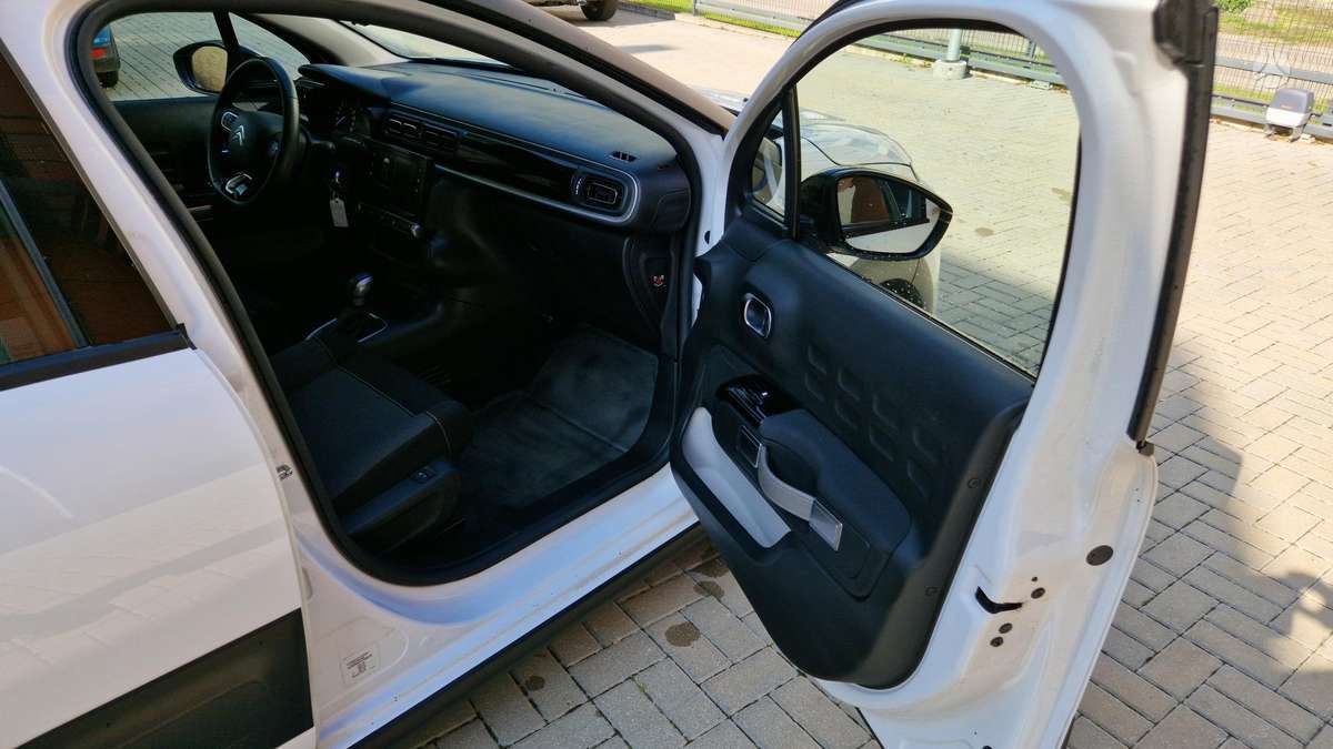 Citroen C3, 1.2 l., hatchback