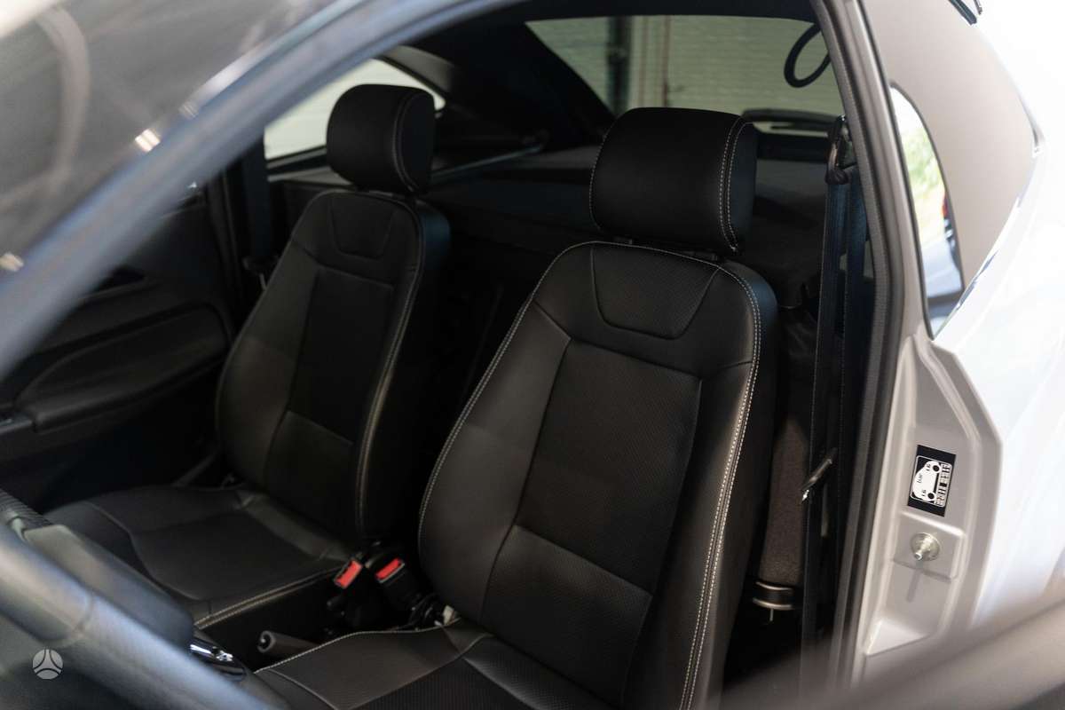 Aixam e-City Sport, coupe