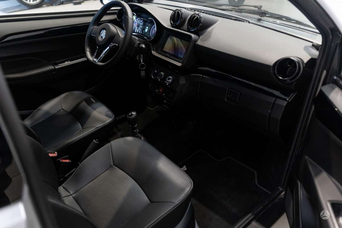 Aixam e-City Sport, coupe