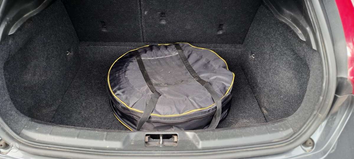 Volvo V40, 1.6 l., Универсал