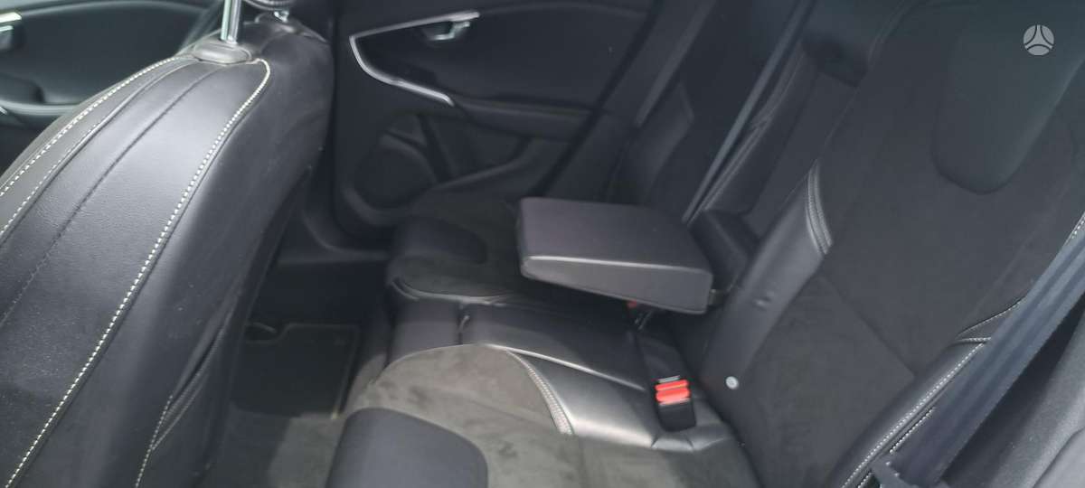 Volvo V40, 1.6 l., Универсал