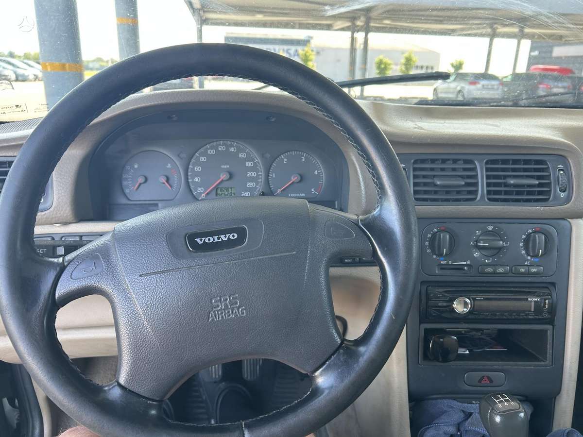 Volvo V70, 2.5 l., Универсал