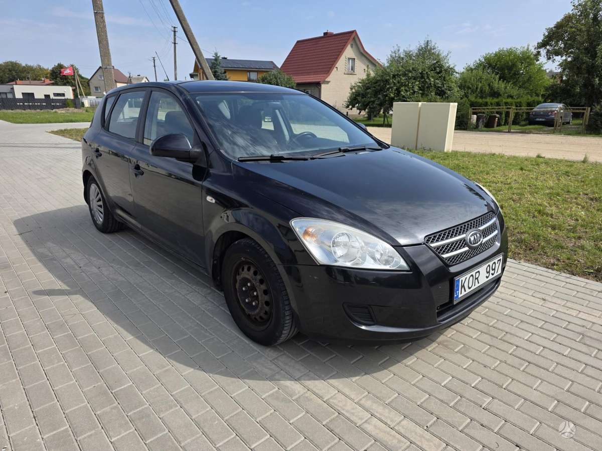 Kia Ceed, 1.6 l., Хэтчбек